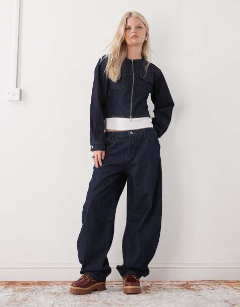 COLLUSION – Jeans in Blau mit Streifen, tiefem Bund und abgerundeter Beinform - view 1