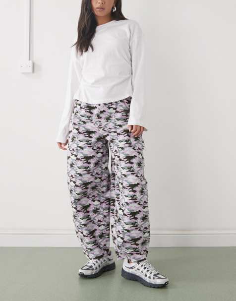 COLLUSION XL balloon jean in pink camo
