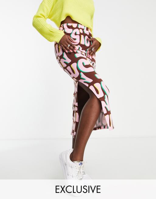 Collusion - Jersey midi rok met typoprint