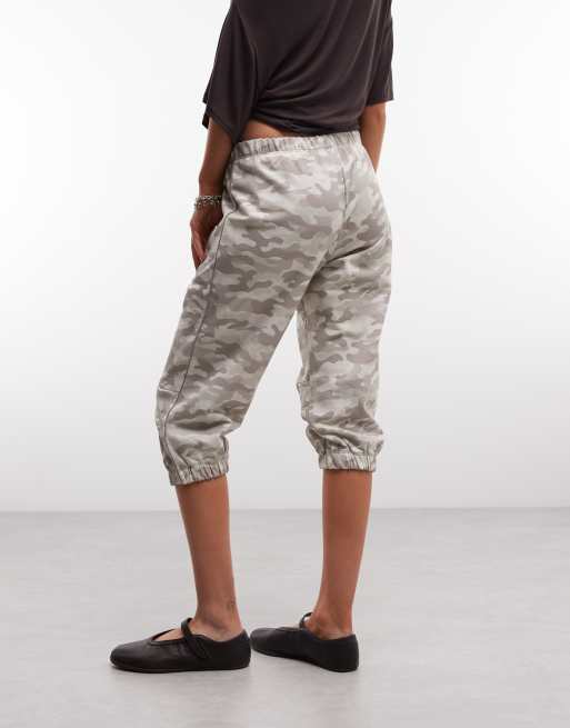 COLLUSION jogger capri à revers imprimé camouflage, 3 de 5