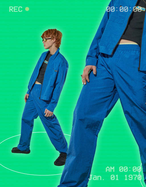 COLLUSION - Joggers comodi in nylon blu in coordinato 