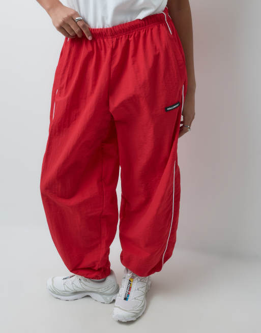 COLLUSION - joggers holgados de nailon en rojo, conjunto, 2 de 5