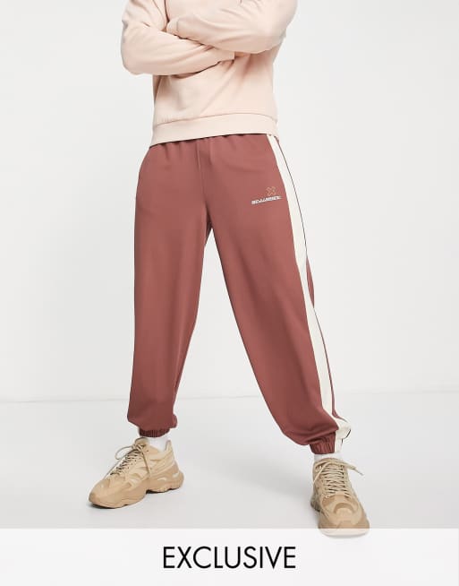 COLLUSION - Joggers marrone in coordinato