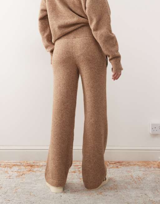 COLLUSION - Joggers oversize in maglia marrone in coordinato, 2 di 5