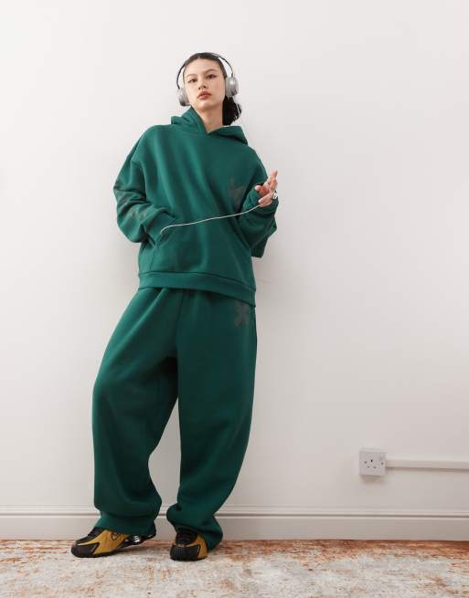 COLLUSION - Joggers taglio comodo in tessuto pesante con logo