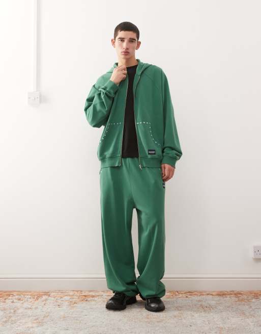 COLLUSION - Joggers vestibilità comoda verdi con borchie, 2 di 5