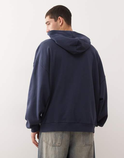 COLLUSION – Kastiger Oversize-Kapuzenpullover in Marineblau mit Logo und Paspelierung, 3 von 5