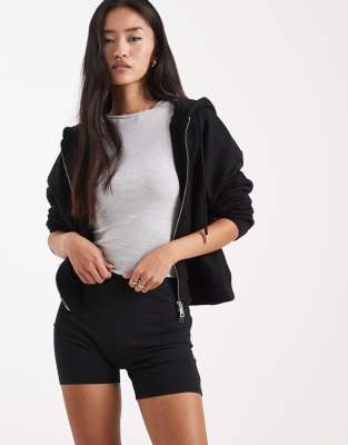 COLLUSION - Knappe Shorts in Schwarz