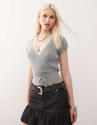 COLLUSION knit wrap top in gray-White