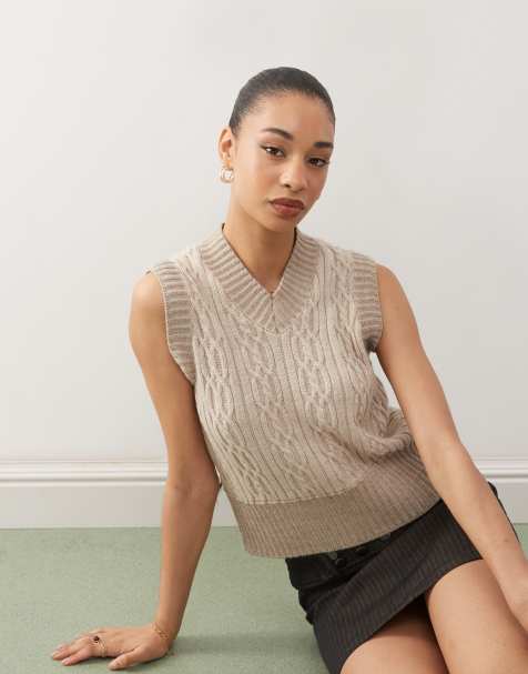 COLLUSION knitted cable v neck vest - view 1