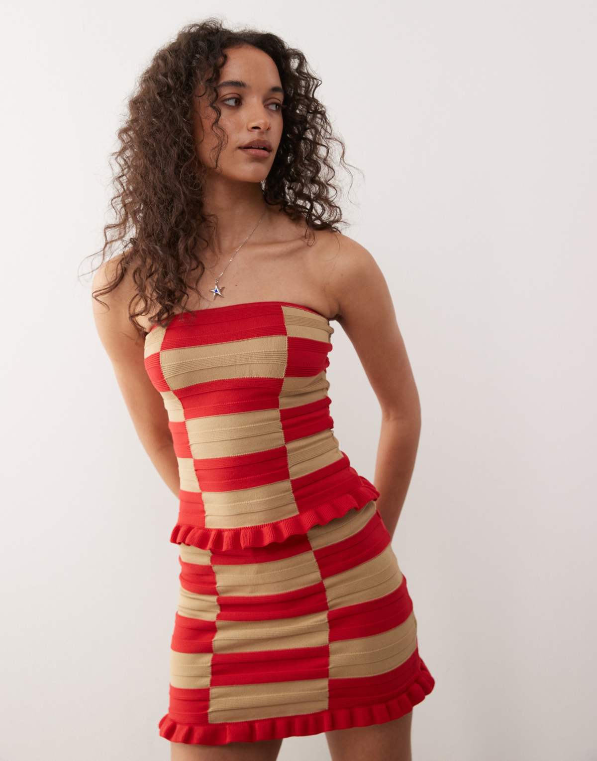 COLLUSION knitted checkerboard bandeau top in red