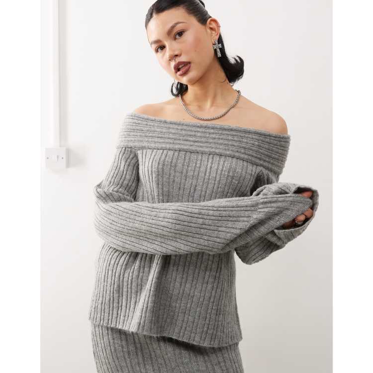 207922611-1-charcoal?$n_750w$&