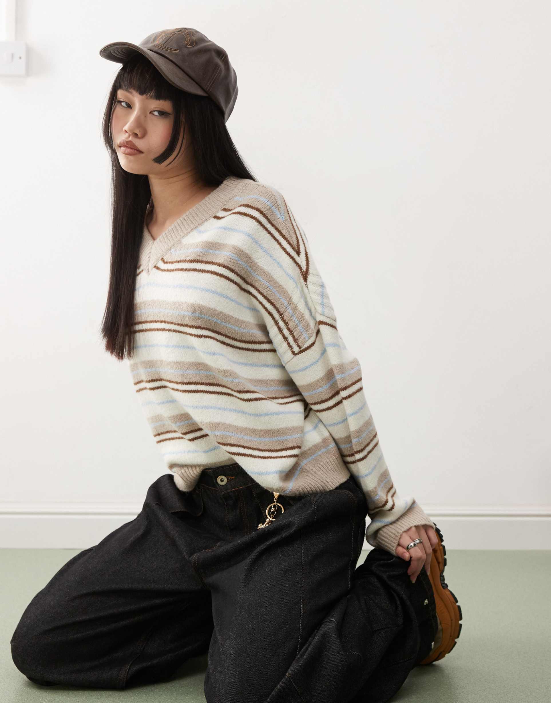 collusion knitted v neck striped sweater in blue