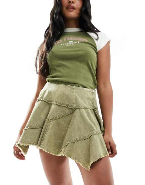 COLLUSION – Kurzer Faltenrock aus Twill in khaki Acid-Waschung - view 1