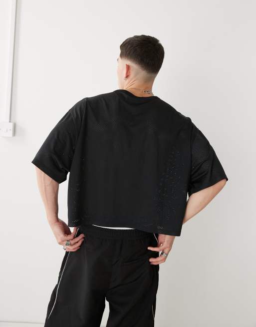 COLLUSION – Kurzes, kastiges T-Shirt aus Airtex-Sportmaterial in Schwarz , 2 von 4