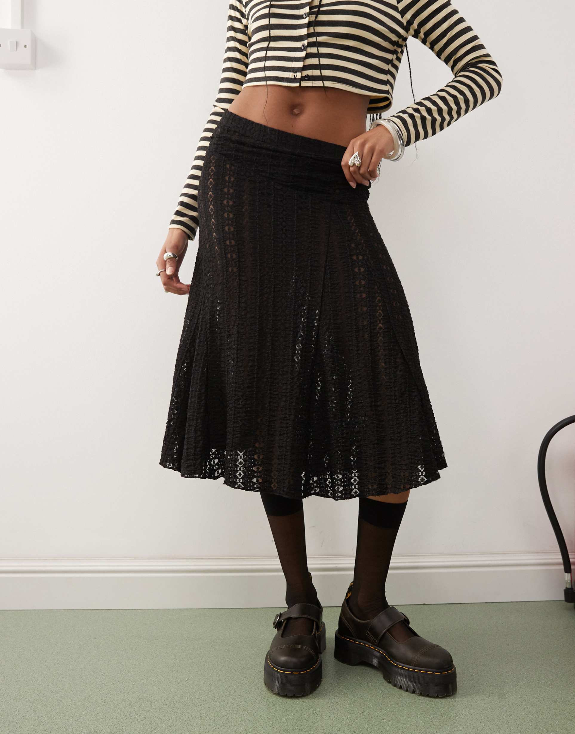 collusion lace midi skirt in black