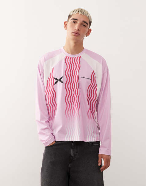 COLLUSION – Langärmliges Fußball-T-Shirt in Rosa - view 1