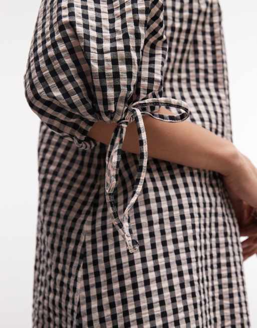 COLLUSION – Langärmliges Mini-Hängerkleid mit Vichy-Karo in Beige und Schwarz, 4 von 4