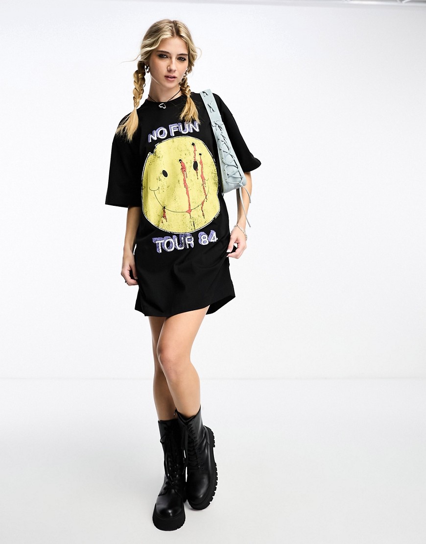 COLLUSION license t-shirt dress with Smile print in black