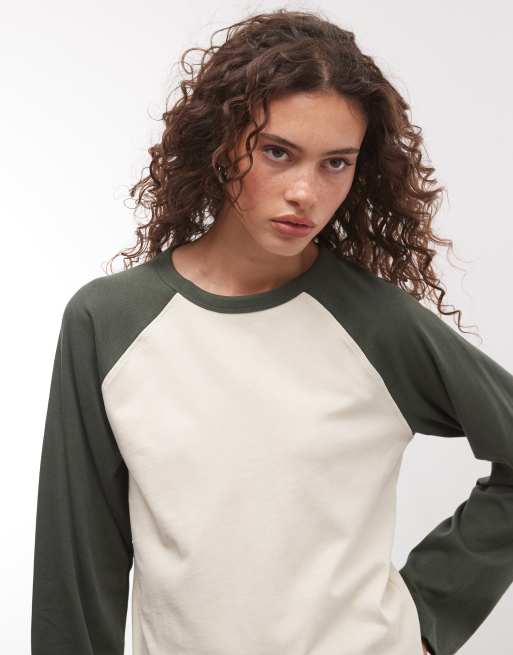 COLLUSION long sleeve boxy raglan t-shirt in cream and dark green, 3 of 4
