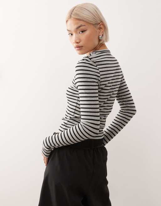 COLLUSION long sleeve fitted t-shirt in gray stripe
