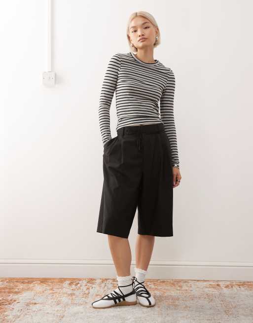 COLLUSION long sleeve fitted t-shirt in gray stripe