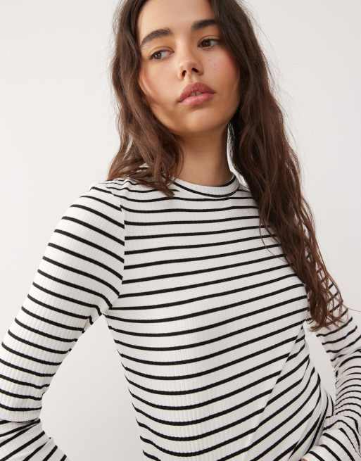 COLLUSION long sleeve fitted T-shirt in mono stripe