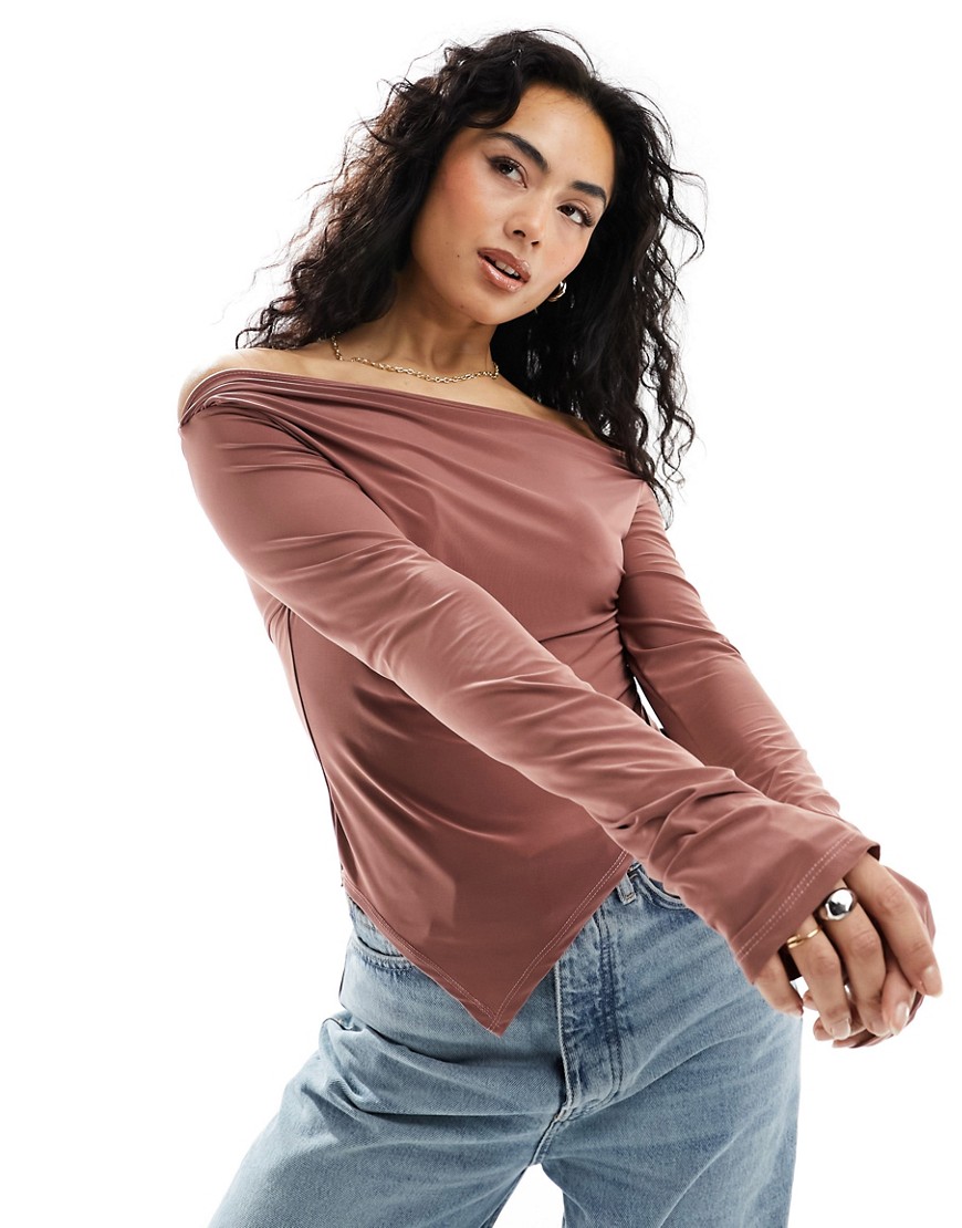 COLLUSION long sleeve off the shoulder slinky top in neutral