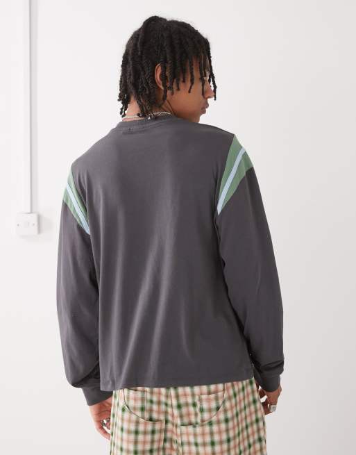 COLLUSION long sleeve relaxed printed t-shirt in charcoal, 3 of 4