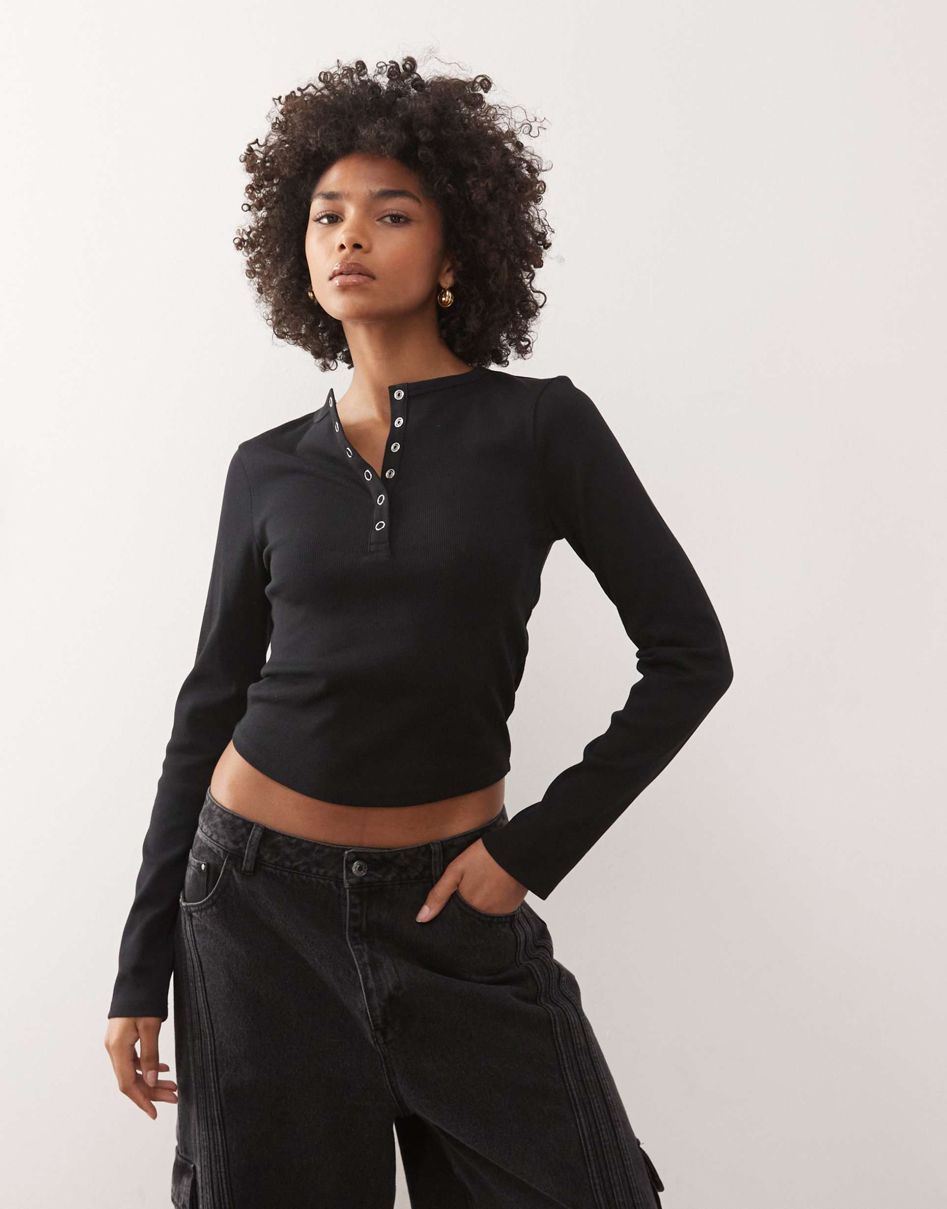 collusion long sleeve ribbed henley top in black