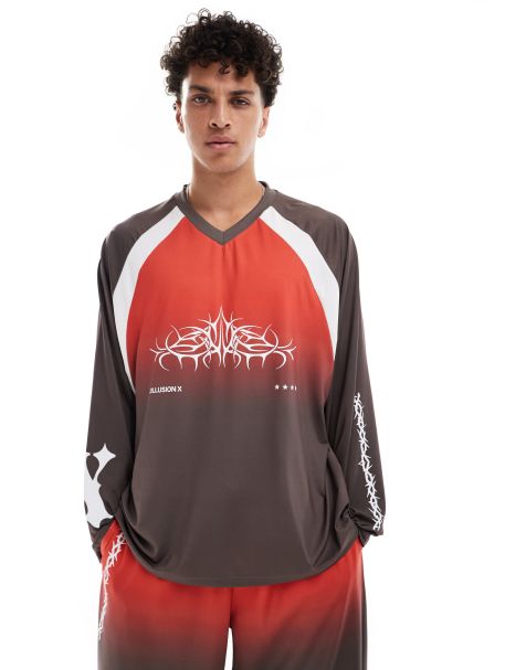COLLUSION Long sleeve skater fit football t-shirt in red and black - view 1