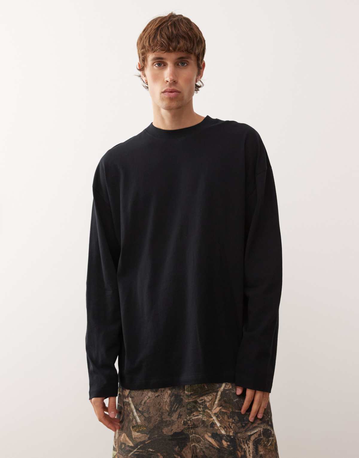COLLUSION Long sleeve skater fit t-shirt in black