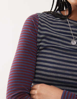 Collusion Long Sleeve Top In Black