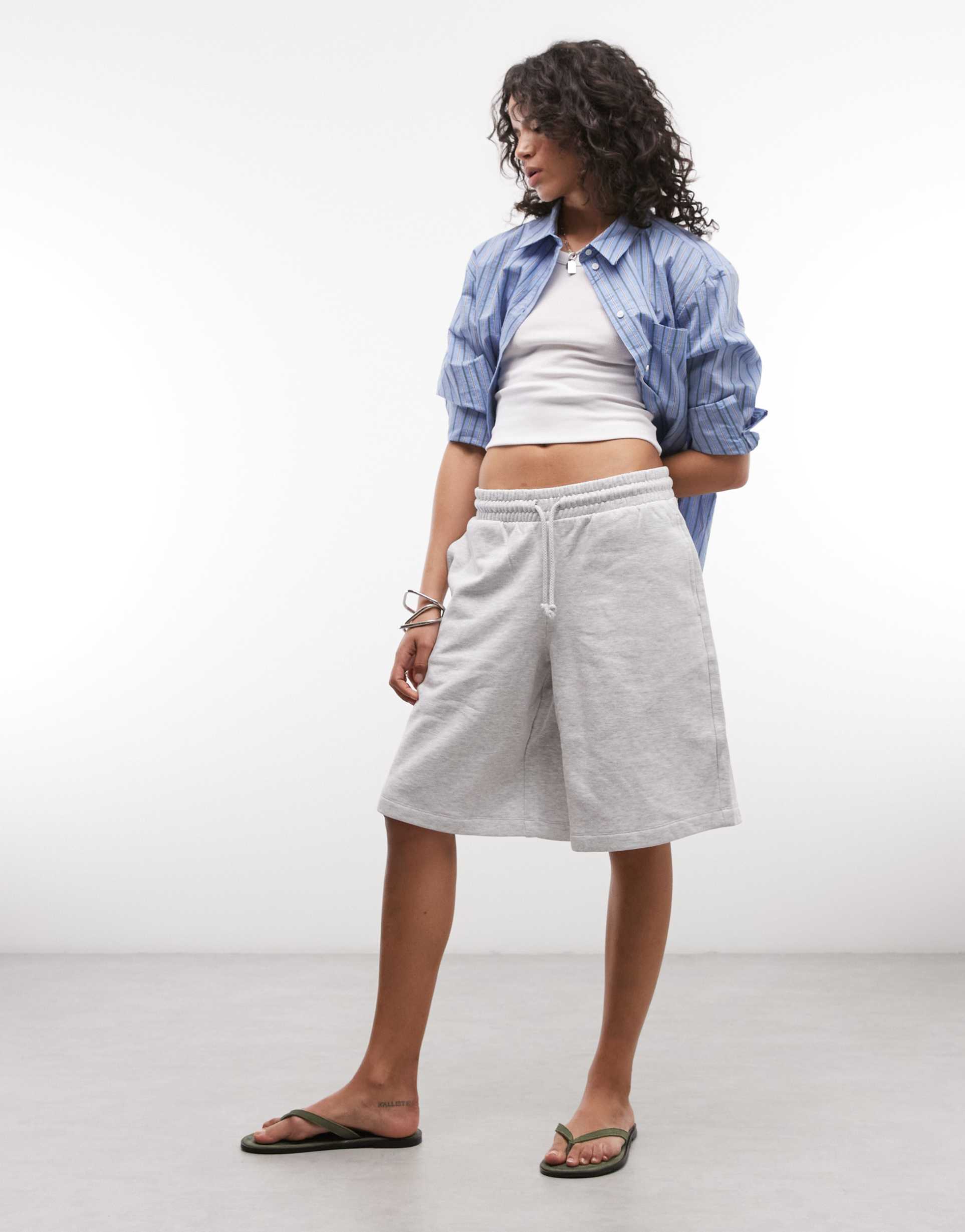 collusion longline sweat shorts in gray heather