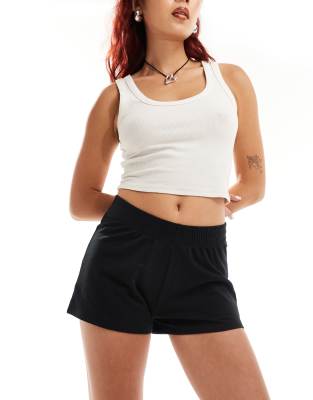 low rise elastic waist sweatshirt fabric shorts in black