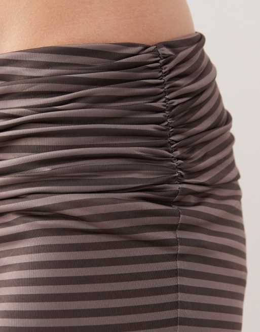 COLLUSION low rise ruched fold-over yoga pants in chocolate stripe, 2 of 5