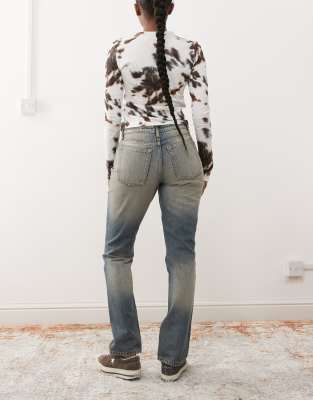 Collusion Low Rise Straight Leg Jeans In Blue