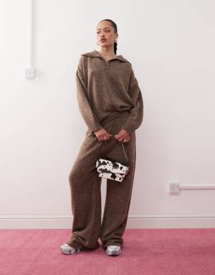 Collusion - Maglione oversize marrone con bottoni in coordinato - view 1