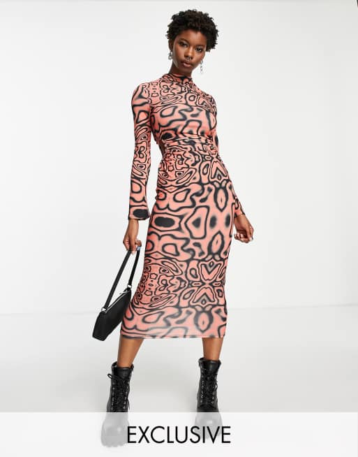 COLLUSION – Midikleid in Orange mit Zierausschnitten und Chrom-Print