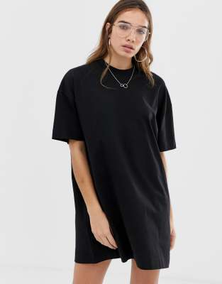 black mini t shirt dress