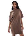 [Collusion] COLLUSION mini t-shirt dress in brown wash 8 BROWN