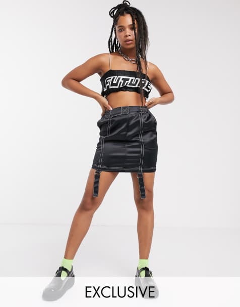 COLLUSION – Minirock aus Satin mit Schnalle