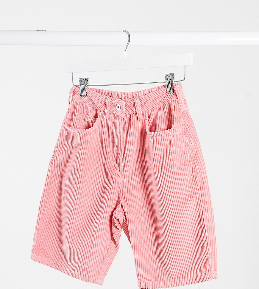 COLLUSION mom shorts in pink cord