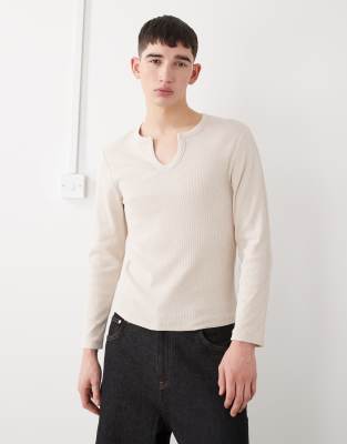 Collusion Notch Neck Muscle Fit Long Sleeve Henley T-shirt In Neutral