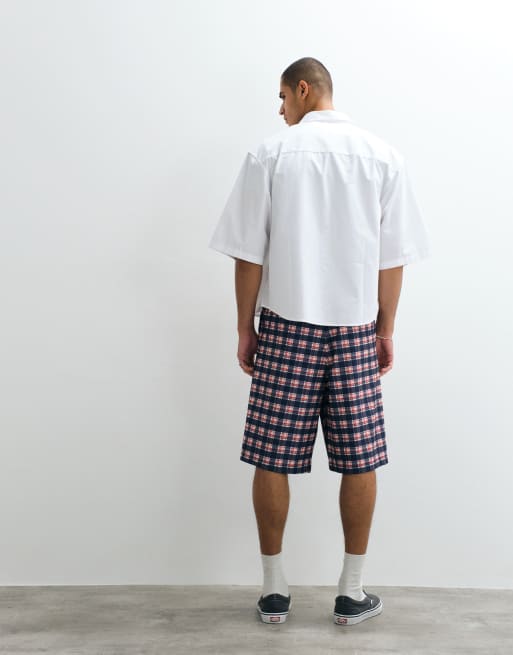 COLLUSION – Nylon-Shorts in Blau und Rot kariert, 5 von 5