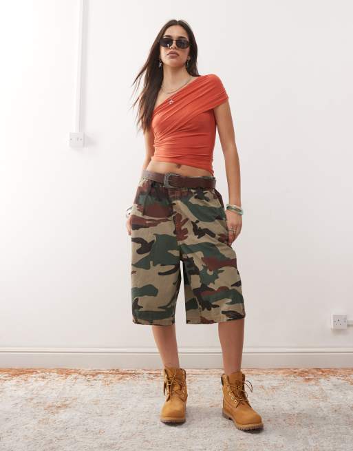 COLLUSION – Oberteil in Orange mit extremem, asymmetrischem Off-Shoulder-Detail, 4 von 4