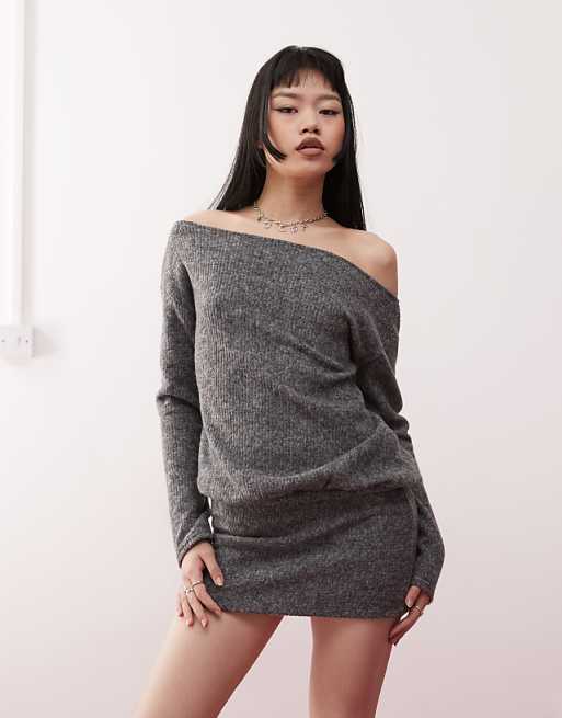 Long Sleeves Gray Ribbed Off-Shoulder Dress Long Sleeves Gray Ribbed Off-Shoulder Dress
