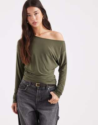 Collusion Off The Shoulder Cinch Waist Top In Green