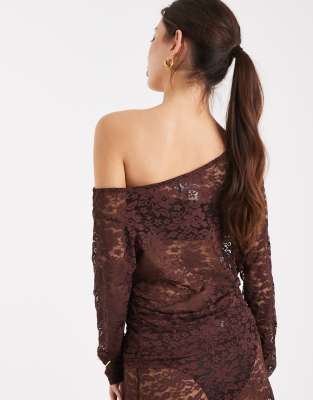 Collusion Off The Shoulder Long Sleeve Top In Brown