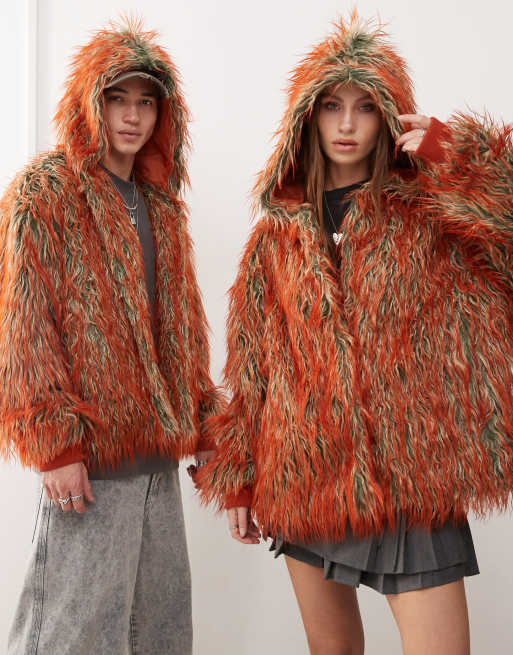 COLLUSION – Orange kappa i fuskpäls och unisex-modell med anorakstil, 2 av 4